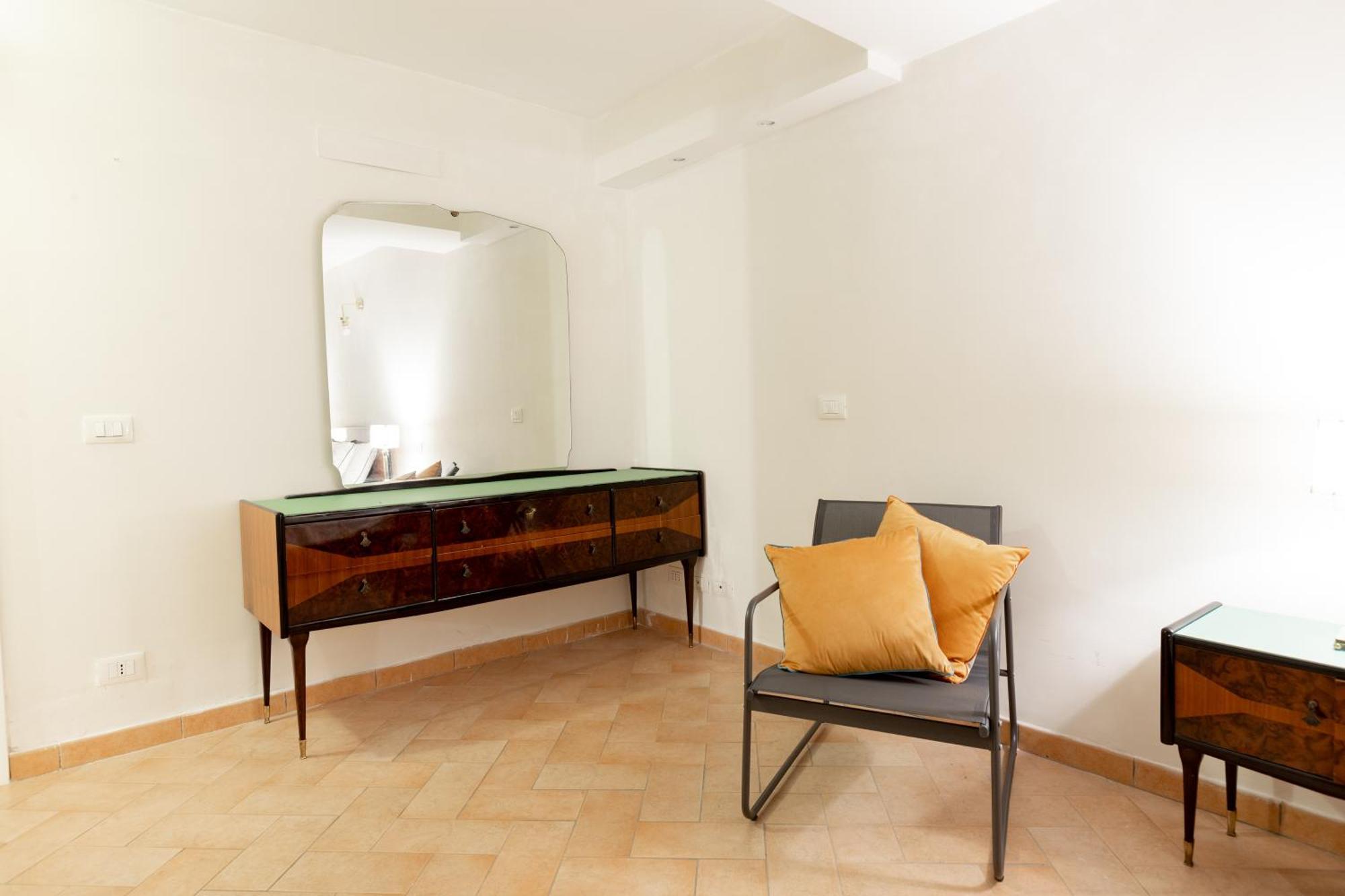 Peaceful Hidden Gem Near Metro A And Colosseum Apartamento